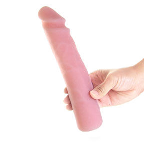 Baile Realistic Skin Touch Silicone Dildo 23 Cm | Niks.fi verkkokauppa