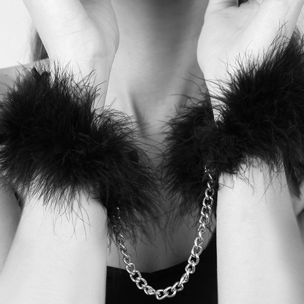 Bijoux Za Za Zu Feather Handcuffs | Niks.fi verkkokauppa