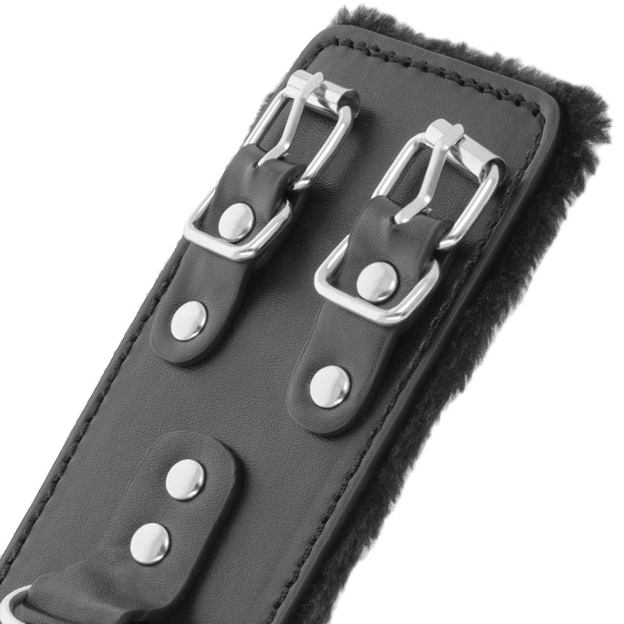 Darkness Black Adjustable Leather Handcuffs With Lining | Niks.fi verkkokauppa