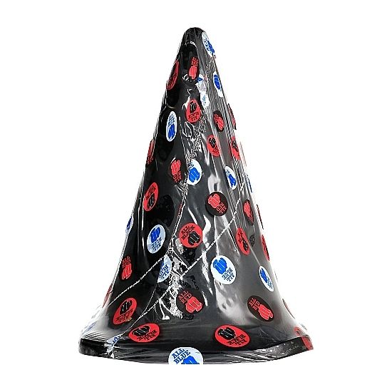 All Black Plug Triangular 30 Cm | Niks.fi verkkokauppa