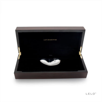 Lelo Yva Stainless Steel Vibrator | Niks.fi verkkokauppa