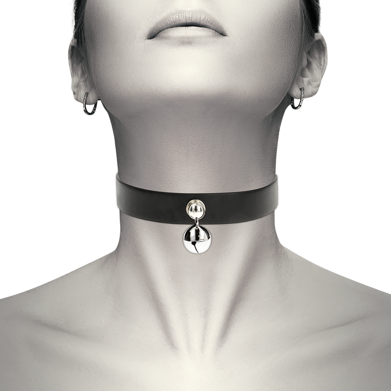 Coquette Chic Desire Vegan Leather Necklace Woman Rattle Accessory | Niks.fi verkkokauppa