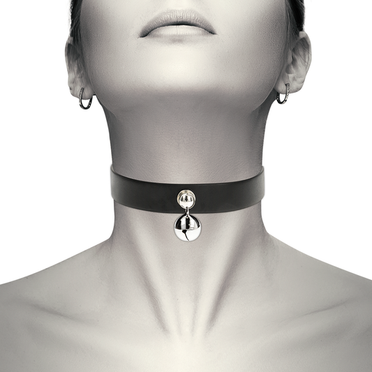 Coquette Chic Desire Vegan Leather Necklace Woman Rattle Accessory | Niks.fi verkkokauppa